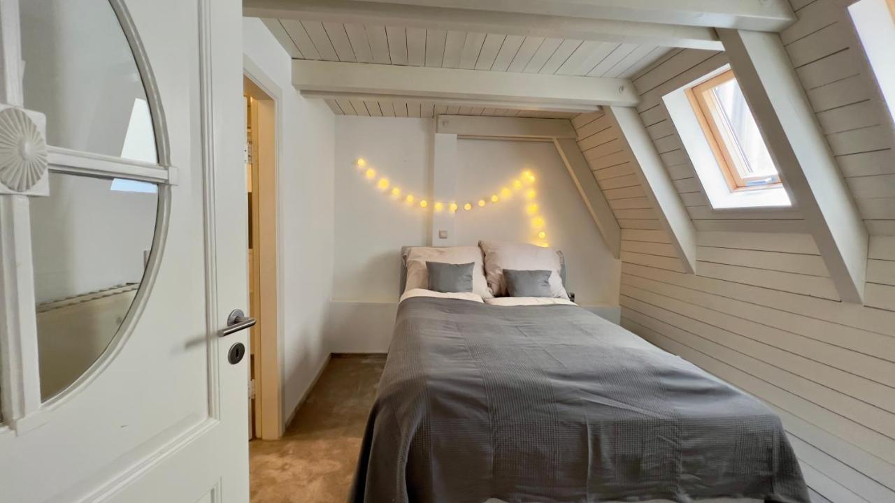 Gemuetliche Maisonettewohnung Mit Dachterrasse Am Schloss Oldemburgo Exterior foto