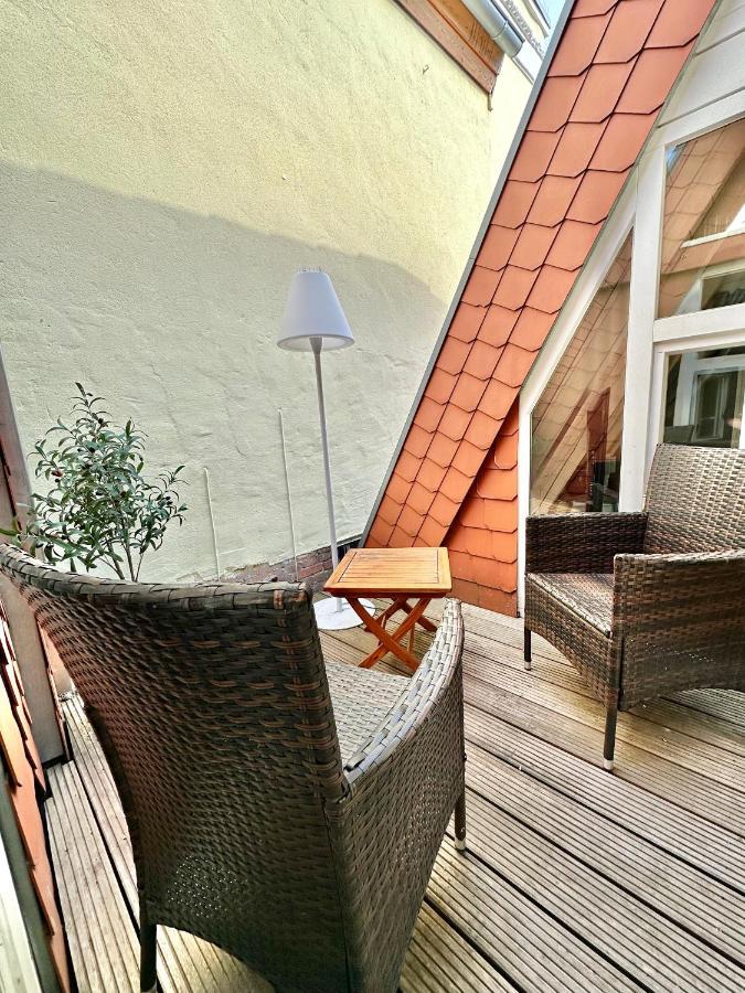 Gemuetliche Maisonettewohnung Mit Dachterrasse Am Schloss Oldemburgo Exterior foto