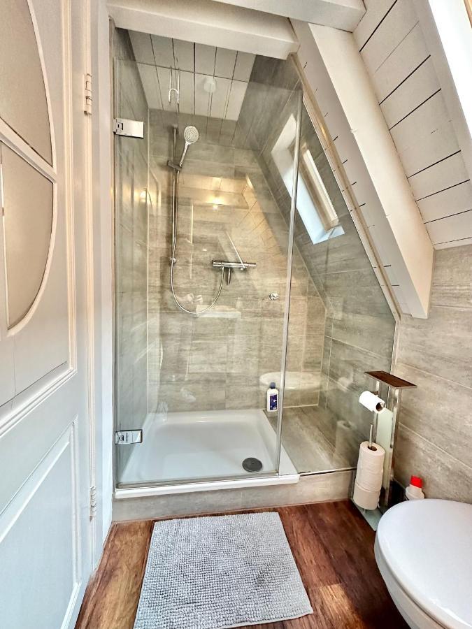 Gemuetliche Maisonettewohnung Mit Dachterrasse Am Schloss Oldemburgo Exterior foto